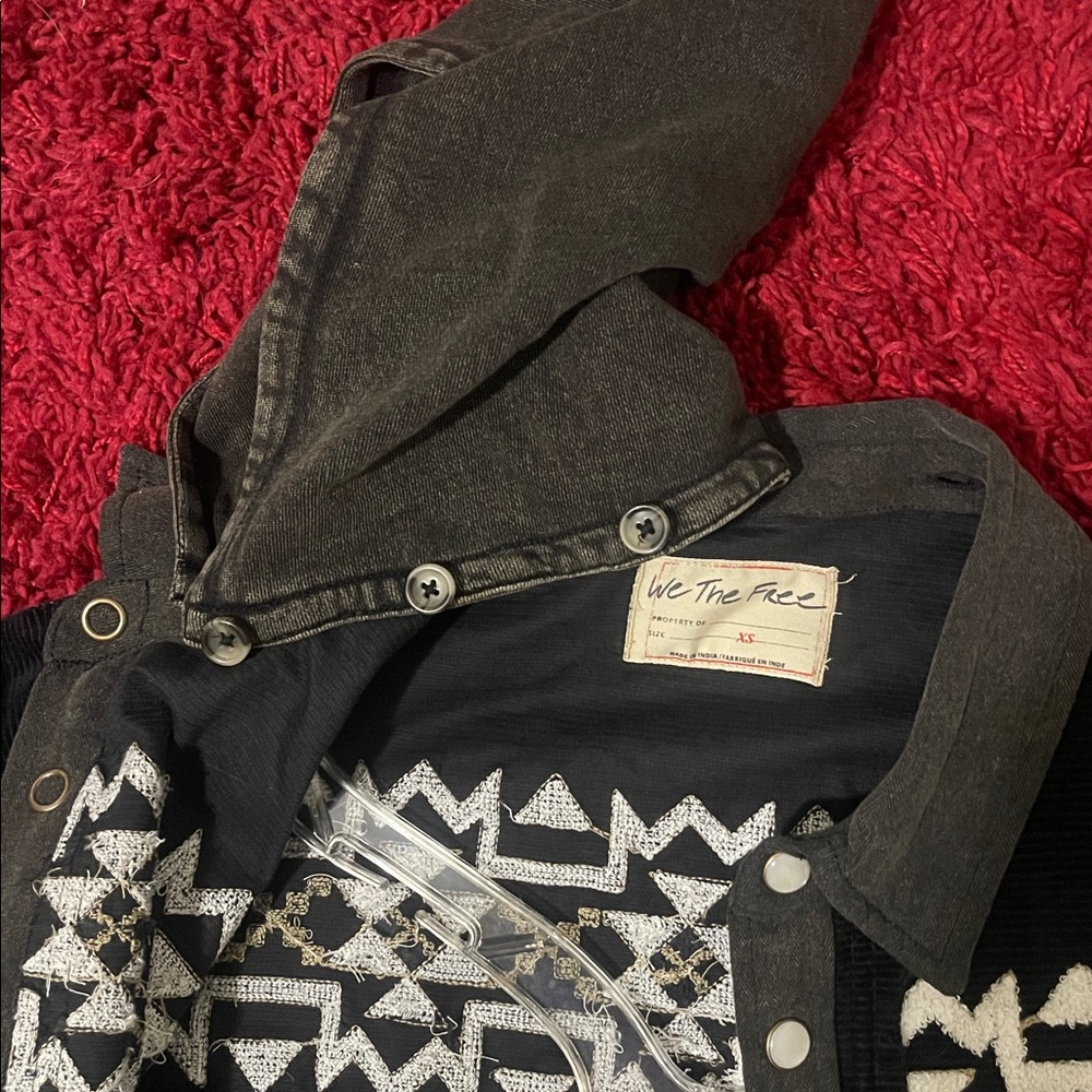 We The Free Black Corduroy Jacket/ Cardigan with White and Tan Patterns ) - Picture 2 of 11